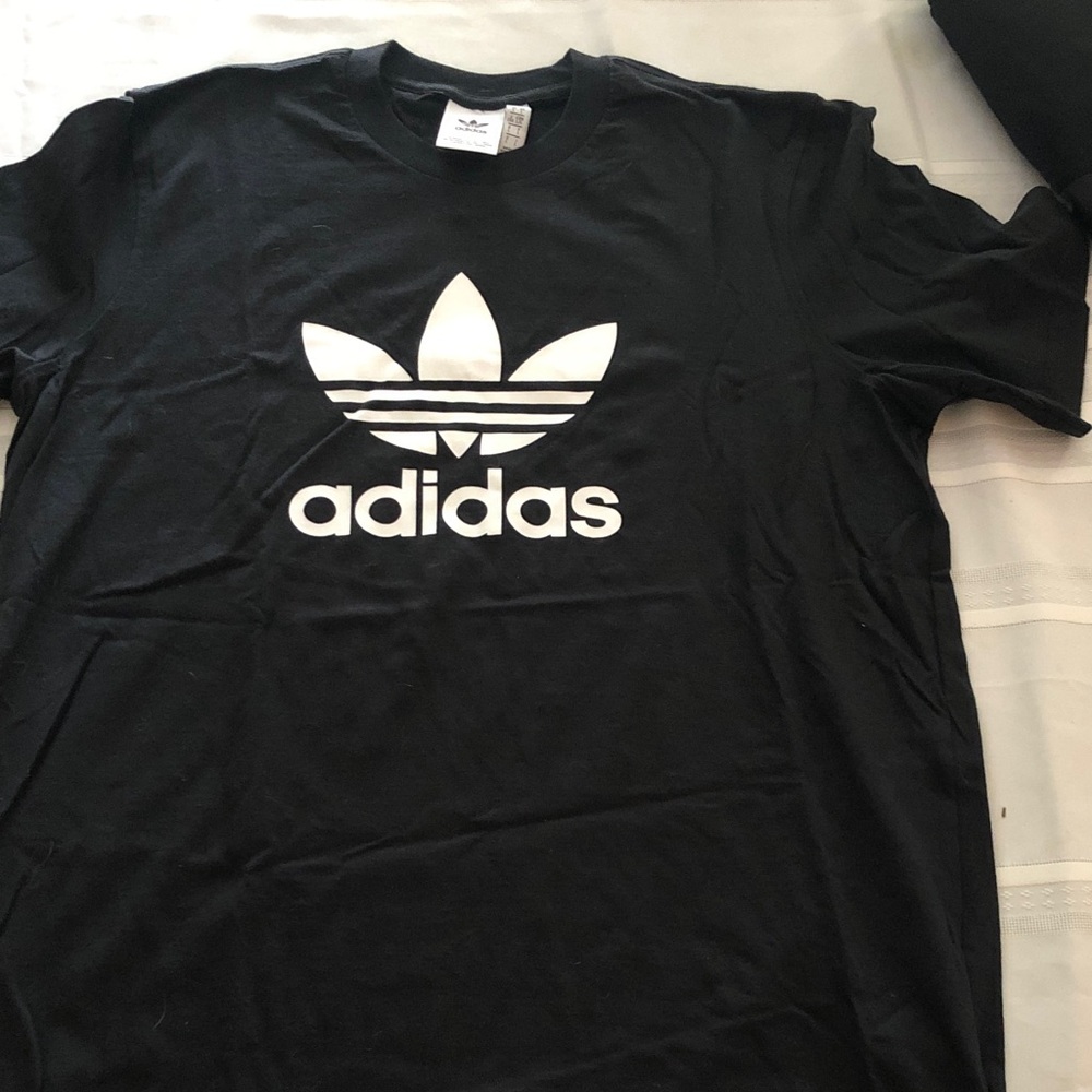 Adidas Men's Tee in Black and White